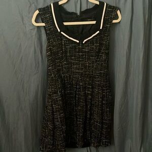 Nanette Lenore:Black/White Sleeveless Fit & Flare Dress- pockets- linen/cotton-6